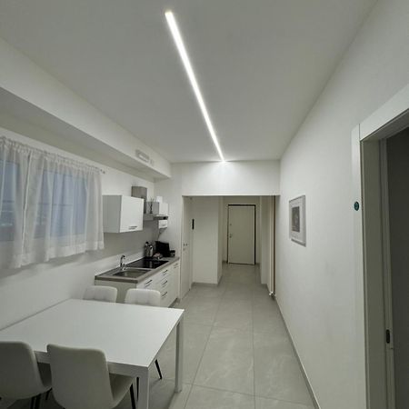Re House Suite & Deluxe Apartament Ascoli Piceno Bagian luar foto