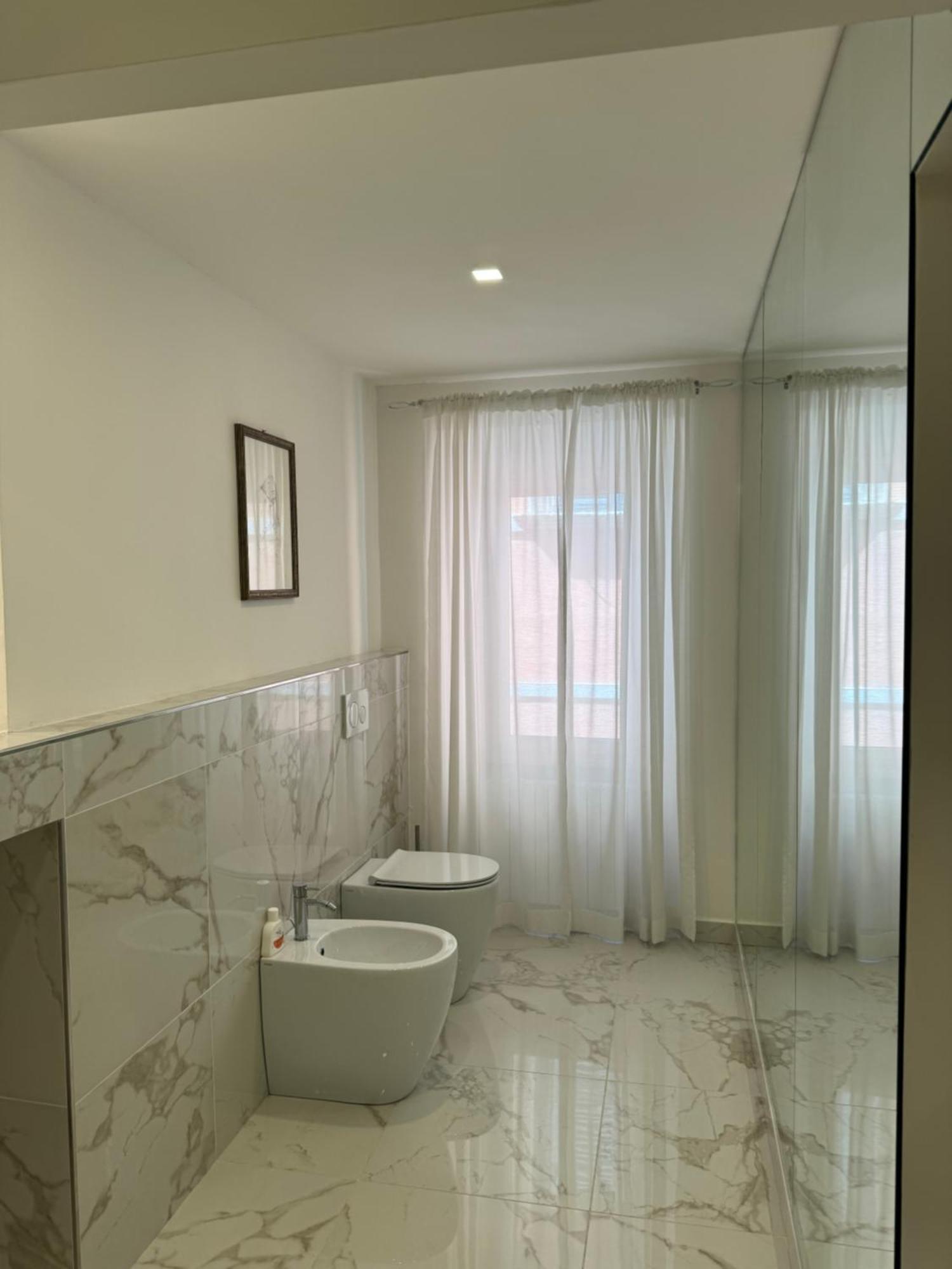 Re House Suite & Deluxe Apartament Ascoli Piceno Bagian luar foto