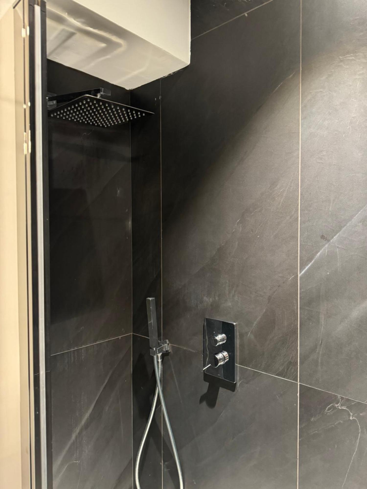 Re House Suite & Deluxe Apartament Ascoli Piceno Bagian luar foto
