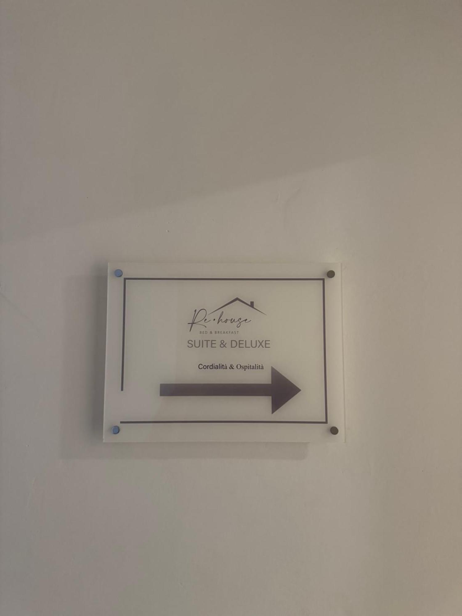 Re House Suite & Deluxe Apartament Ascoli Piceno Bagian luar foto